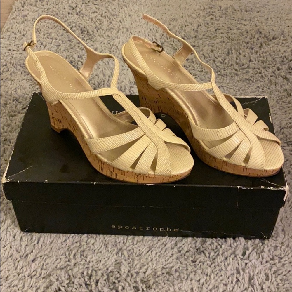 Wedge heels